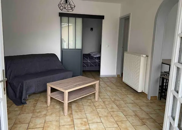 Appartement Chaleureux Au Coeur D Un Village Classe